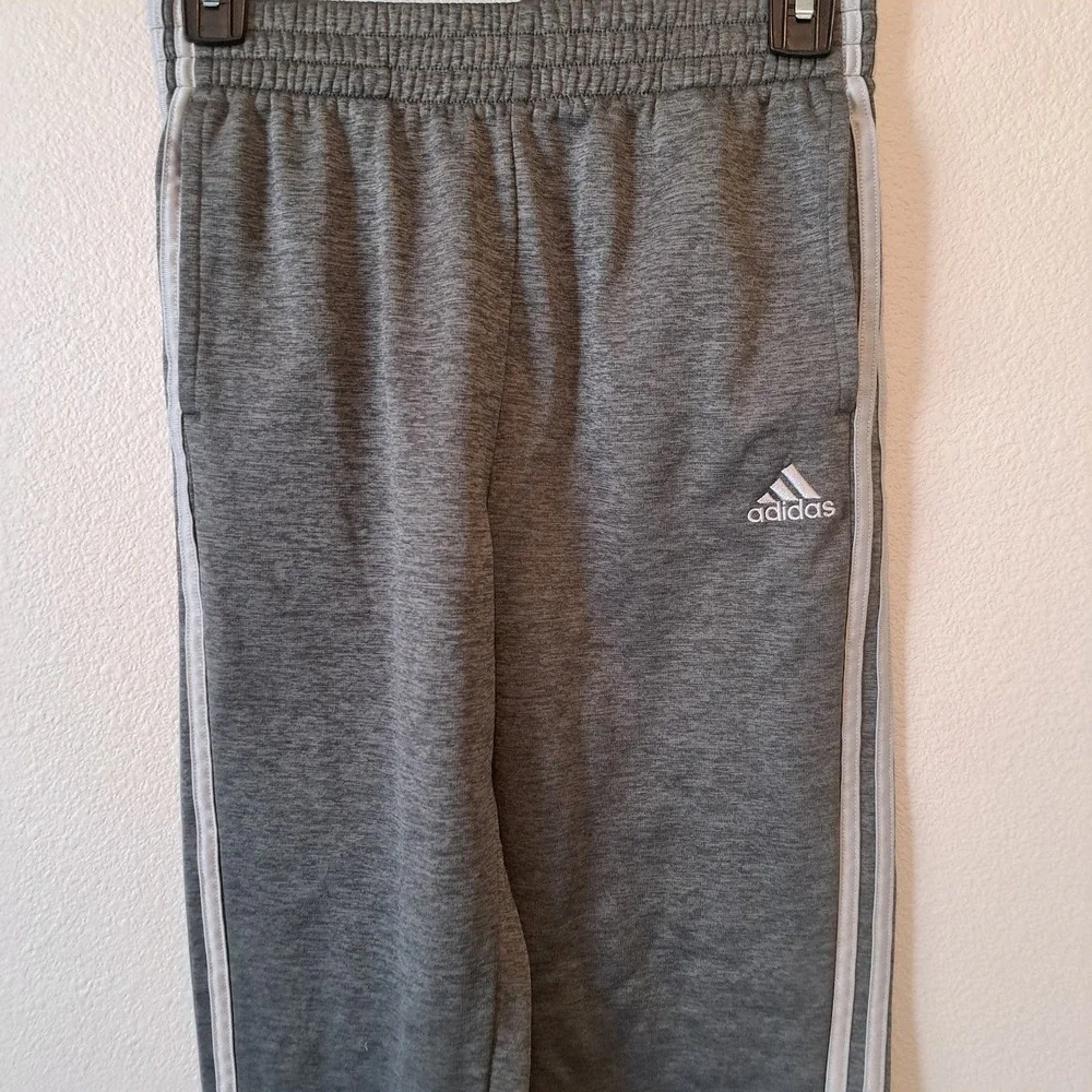 Under Armour activewear bundle